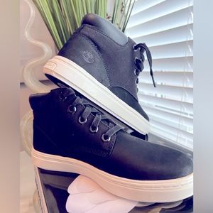 Timberland Sneaker Boots ⭐️⭐️⭐️ NEVER WORN